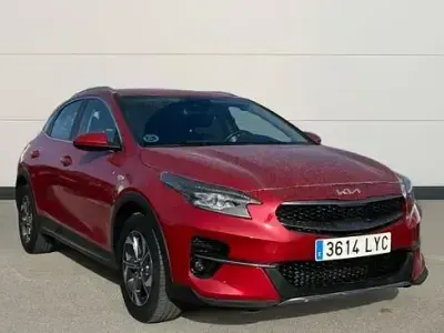Usado Kia XCeed 120 CV (88 kW) 2022 Rojo SUV
