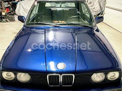 Usado BMW 318 Cabriolet Sport Line 115 CV (84 kW) 1993 Azul Descapotable