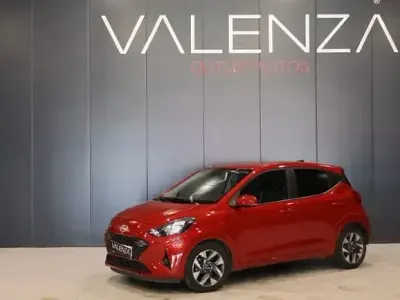 Usado Hyundai i10 62 CV (45 kW) 2025 Rojo Utilitario