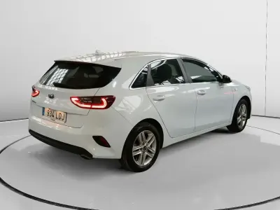 Brugt Kia Ceed 101 HK (74 kW) 2019 Hvid Hatchback