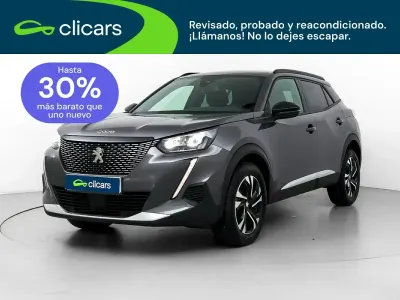 Usado Peugeot 2008 Allure 100 CV (73 kW) 2023 Gris / plata SUV