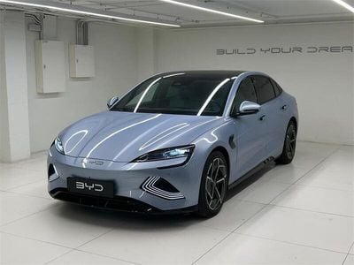 Usado BYD Seal Design 230 kW (313 CV) 2024 Ice blue Berlina