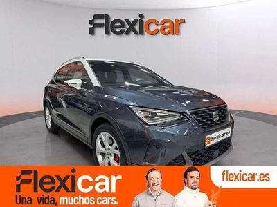 Usado Seat Arona FR 110 CV (80 kW) 2023 Gris SUV