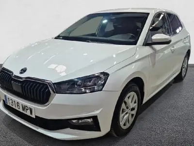 Usado Skoda Fabia Selection 95 CV (69 kW) 2024 Utilitario