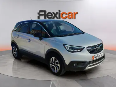 Usado Opel Crossland X Innovation 131 CV (96 kW) 2018 Gris SUV