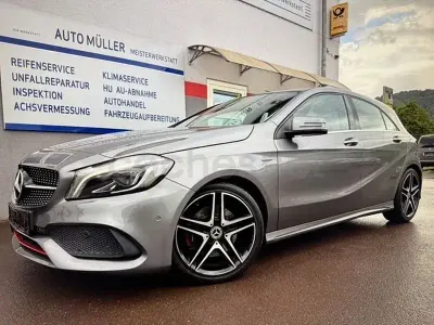 Usado Mercedes A250 218 CV (160 kW) 2016 Gris / plata Berlina
