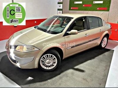 Usado Renault Mégane II Authentique 98 CV (72 kW) 2006 Beige Berlina