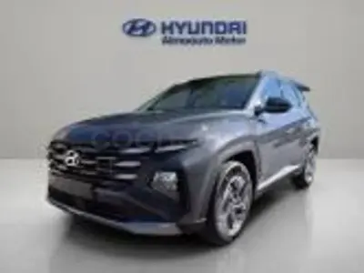 Nuevo Hyundai Tucson 160 CV (117 kW) 2025 Gris / plata SUV