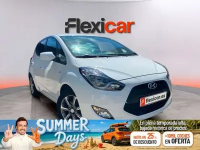 Usado Hyundai ix20 90 CV (66 kW) 2018 Blanco Utilitario