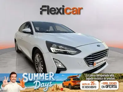 Usado Ford Focus Titanium 120 CV (88 kW) 2020 Blanco Utilitario