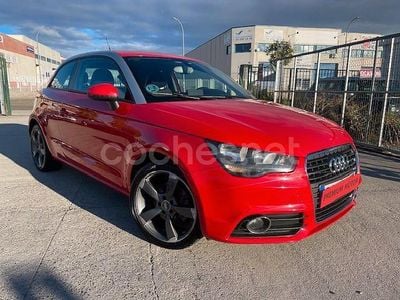 Usado Audi A1 Ambition 122 CV (89 kW) 2010 Rojo Berlina