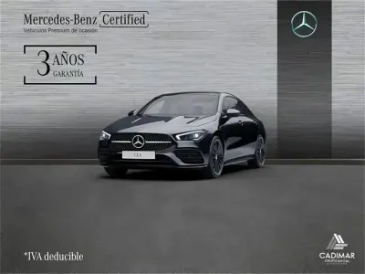 Usado Mercedes CLA200 150 CV (110 kW) 2023 Negro cosmos Berlina