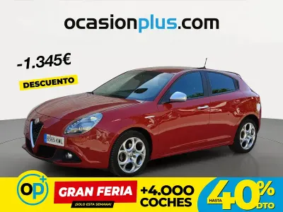 Usado Alfa Romeo Giulietta 120 CV (88 kW) 2018 Rojo Utilitario