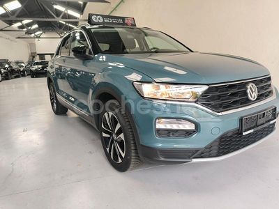 Usado VW T-Roc Advance 115 CV (84 kW) 2019 Azul SUV