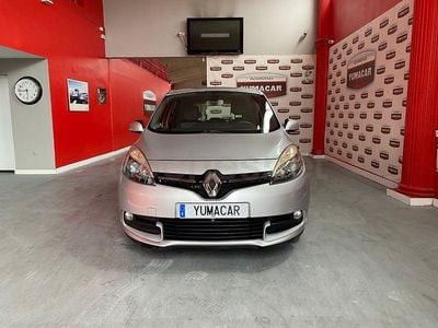 Usado Renault Scénic III Dynamique 110 CV (80 kW) 2012 Gris / plata Monovolumen