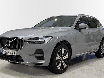 Usado Volvo XC60 Plus 350 CV (257 kW) 2024 Gris / plata SUV