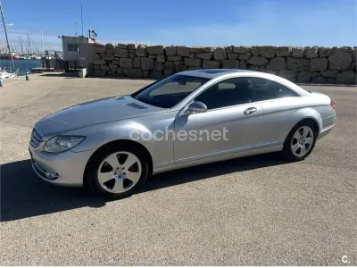 Usado Mercedes CL500 388 CV (285 kW) 2007 Gris / plata Coupe