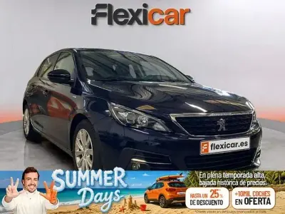 Usado Peugeot 308 SW Access 110 CV (80 kW) 2020 Azul Familiar