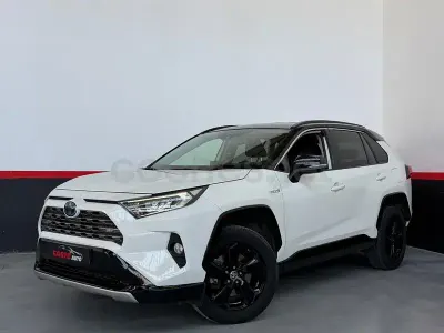 Usado Toyota RAV4 Hybrid Edition 218 CV (160 kW) 2021 Blanco SUV