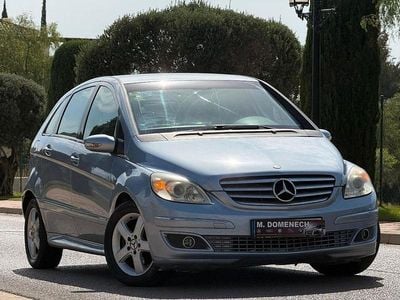 Usado Mercedes B200 Chrome 136 CV (100 kW) 2005 Gris Monovolumen