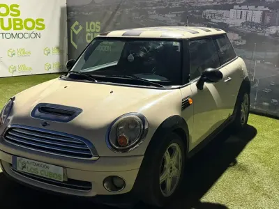Usado Mini ONE 75 CV (55 kW) 2009 Blanco Utilitario