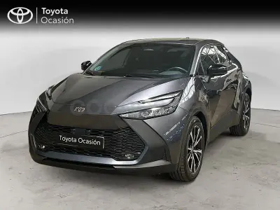 Usado Toyota C-HR Advance 140 CV (102 kW) 2025 Gris / plata SUV