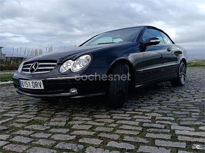 Negro Usado 2004 Mercedes CLK240 Elegance Descapotable | 10.400 € (Un poco caro)