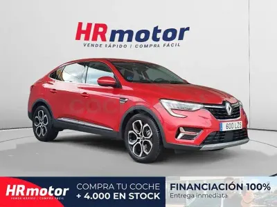 Usado Renault Arkana Zen 145 CV (106 kW) 2022 Rojo SUV