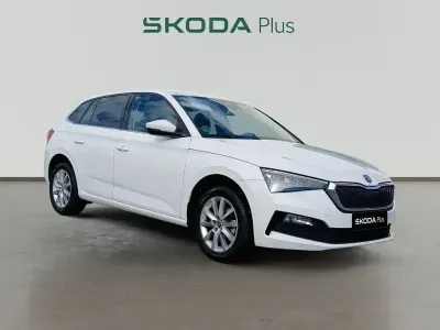Usado Skoda Scala Ambition 110 HP (80 kW) 2021 Branco Citadino