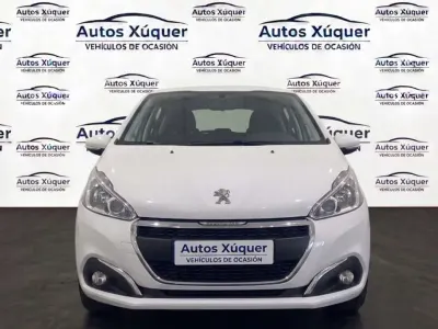 Usado Peugeot 208 Access 82 CV (60 kW) 2016 Blanco Utilitario