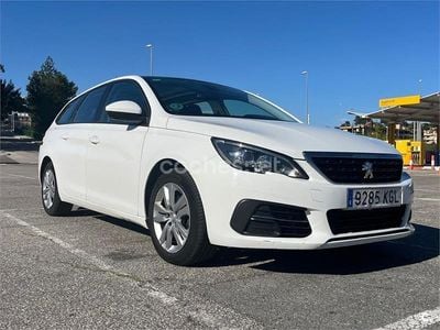 Usado Peugeot 308 SW Business-Line 130 CV (95 kW) 2017 Blanco Familiar