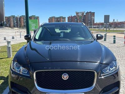 Usado Jaguar F-Pace Prestige 180 CV (132 kW) 2016 Negro SUV