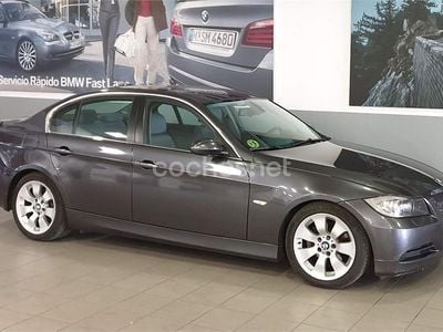 Usado BMW 325 M Sport 218 CV (160 kW) 2005 Gris / plata Berlina