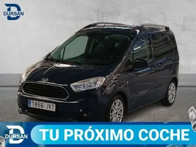 Usado Ford Tourneo Courier Trend 102 CV (75 kW) 2016 Azul Monovolumen