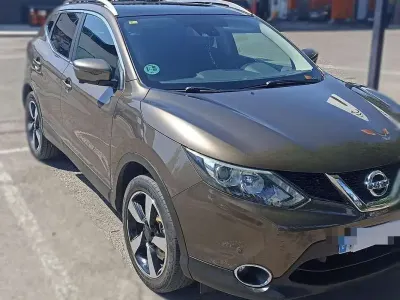 Usado Nissan Qashqai Tekna 116 CV (85 kW) 2015 Marrón SUV