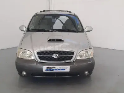 Usado Kia Carnival