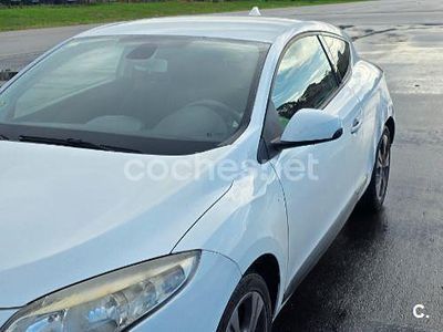 Blanco Usado 2009 Renault Mégane Dynamique Berlina | 6750 € (Caro)