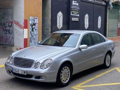 usado Mercedes E220 Berlina Automático de 4 Puertas