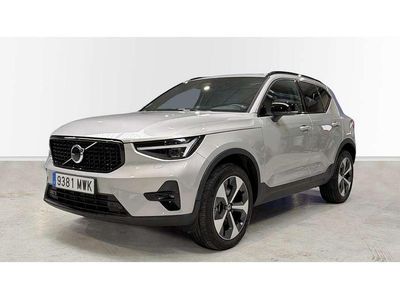 Begagnad Volvo XC40 Ultra 163 HK (119 kW) 2024 Silver SUV