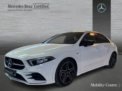 Usado Mercedes A200 AMG line 163 CV (119 kW) 2022 Blanco polar  pintura unicolor Berlina