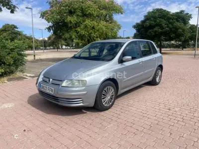 Usado Fiat Stilo Dynamic 120 CV (88 kW) 2007 Gris / plata Familiar