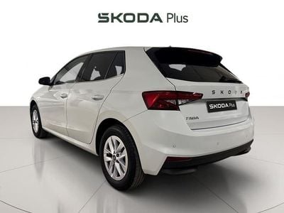 Usado Skoda Fabia Selection 115 CV (84 kW) 2024 Blanco Utilitario