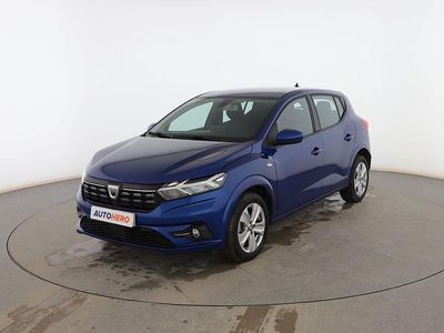 Usado Dacia Sandero Comfort 91 CV (66 kW) 2022 Azul Utilitario