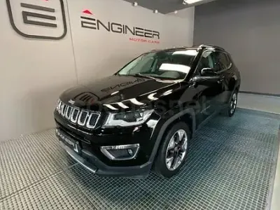 Usado Jeep Compass Limited 140 CV (102 kW) 2019 Negro SUV