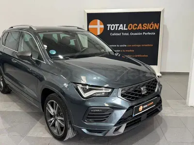 Usado Seat Ateca FR 150 CV (110 kW) 2021 Gris / plata SUV