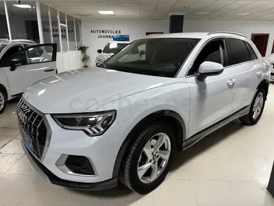 Begagnad Audi Q3 Advanced Plus 150 HK (110 kW) 2023 Vit SUV