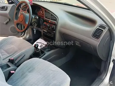 Usado Chevrolet Lanos SE 75 CV (55 kW) 1999 Gris / plata Berlina
