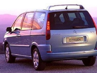 Usado Citroën C8 Seduction 136 CV (100 kW) 2012 Gris Monovolumen