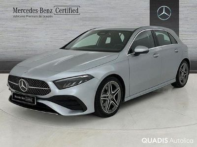 Usado Mercedes A180 AMG line 136 CV (100 kW) 2025 Plata hightech