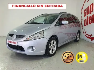 Usado Mitsubishi Grandis Intense 136 CV (100 kW) 2008 Gris / plata Monovolumen